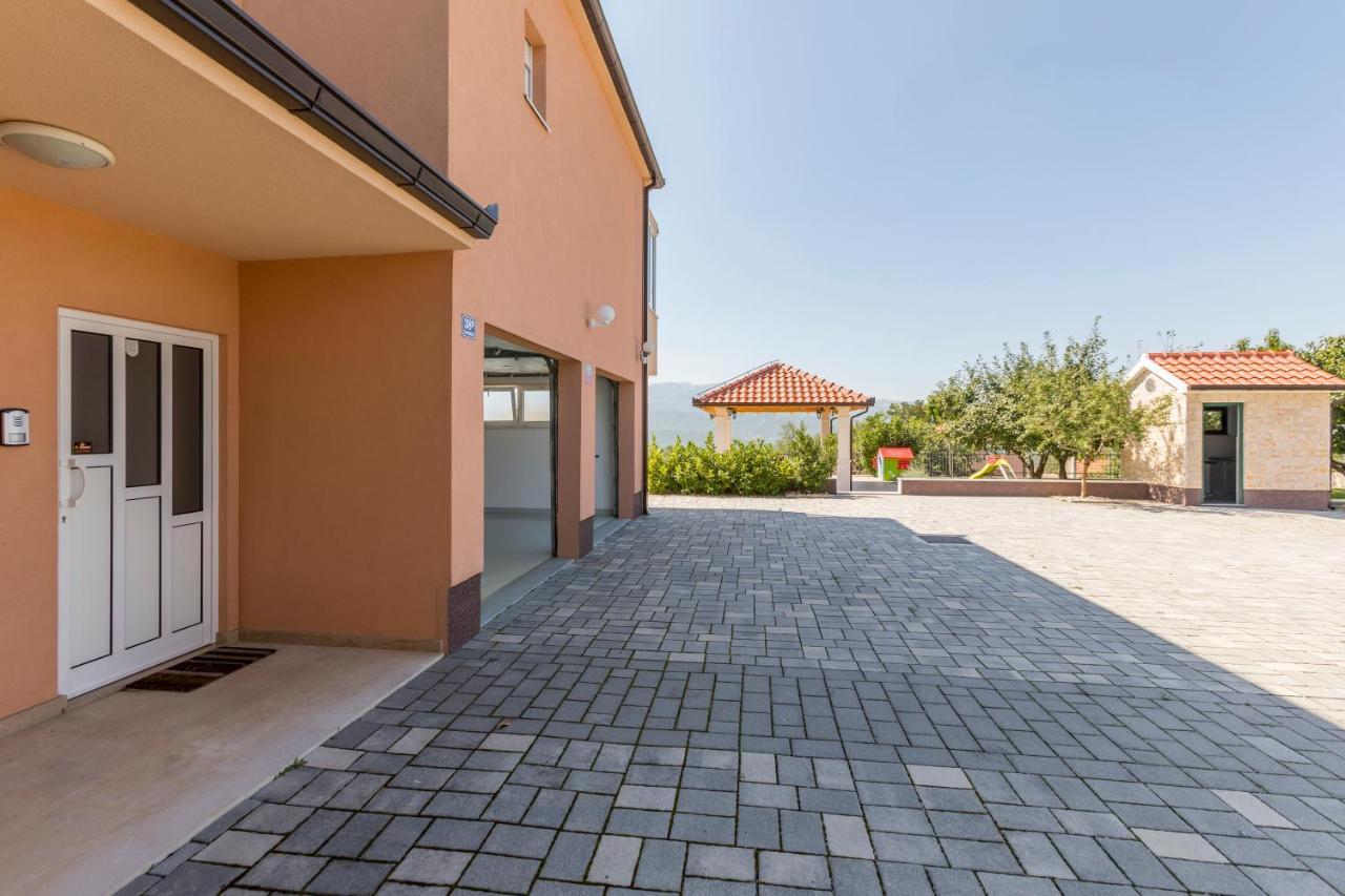 Villa Duje Trilj المظهر الخارجي الصورة